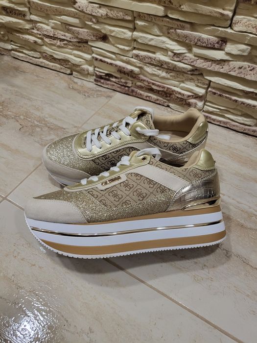 Оригинални Дамски Обувки GUESS 41 номер