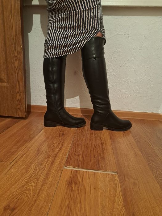 Кожаный сапоги женские