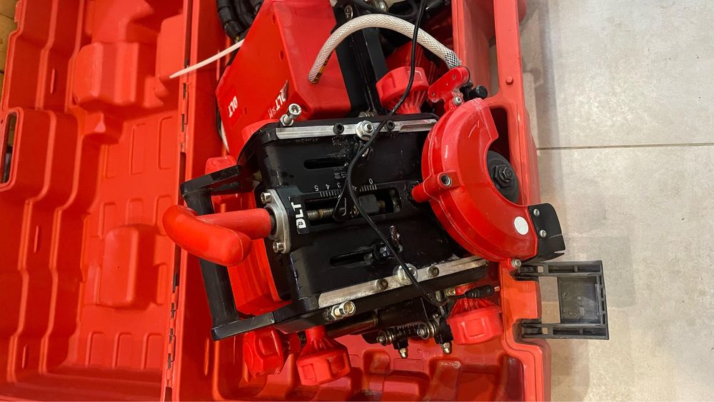 Продам плиткорез DLT