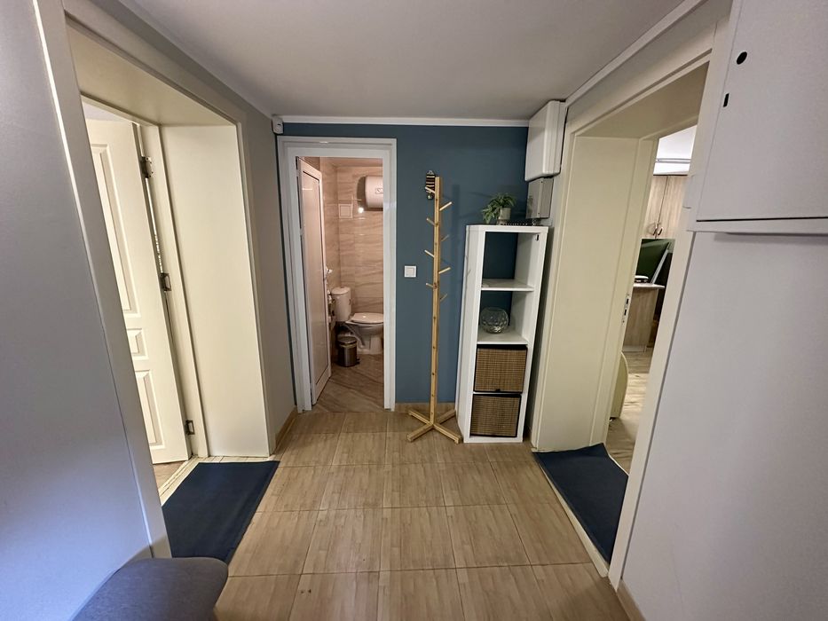 Имот ПОД НАЕМ, подходящ за офис, учебен център адв.Кантора и др.