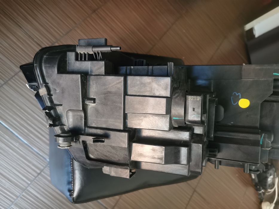 Far stânga vw tiguan an 2017