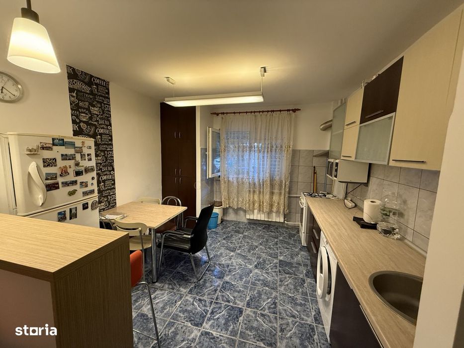 2 Camere Bloc Raebilitat Zona Gorjului