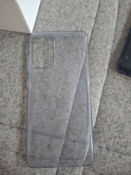 Продаётся Samsung galaxy A52