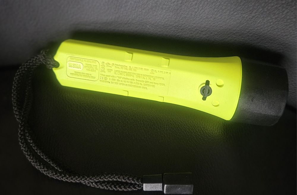 Lanterna antiex Pelican