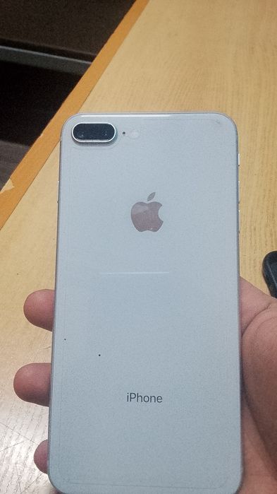 Айфон 8+ 256 без