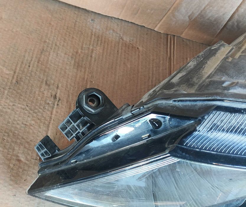 Far stanga Skoda Octavia 3 facelift LED complet 5E1941015E