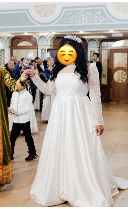 Продам свадебное платье 54 размер