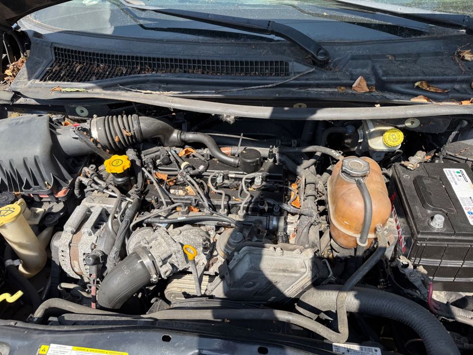 на части Chrysler Gr Voyager 2.8 crdi автоматик 2008 година