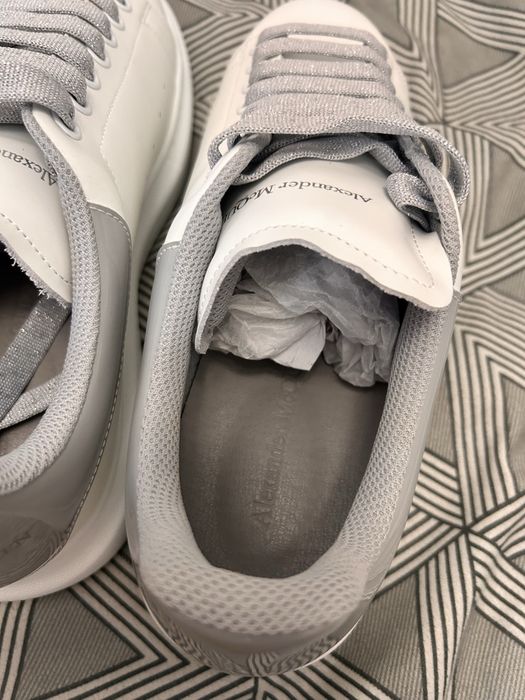 Alexander McQueen 42