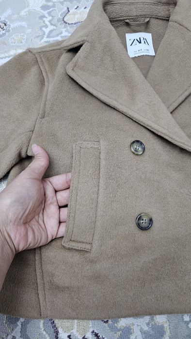 Продам полупальто фирма zara