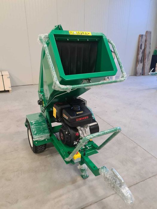 Tocator crengi NOU motor 14,5cp- diametru lemn 15cm -import GERMANIA