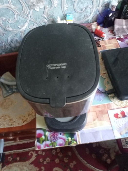 Продам кофеварка