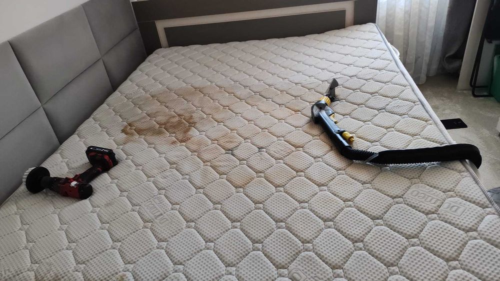 Curățare profesională canapele, saltele, fotolii – la domiciliu