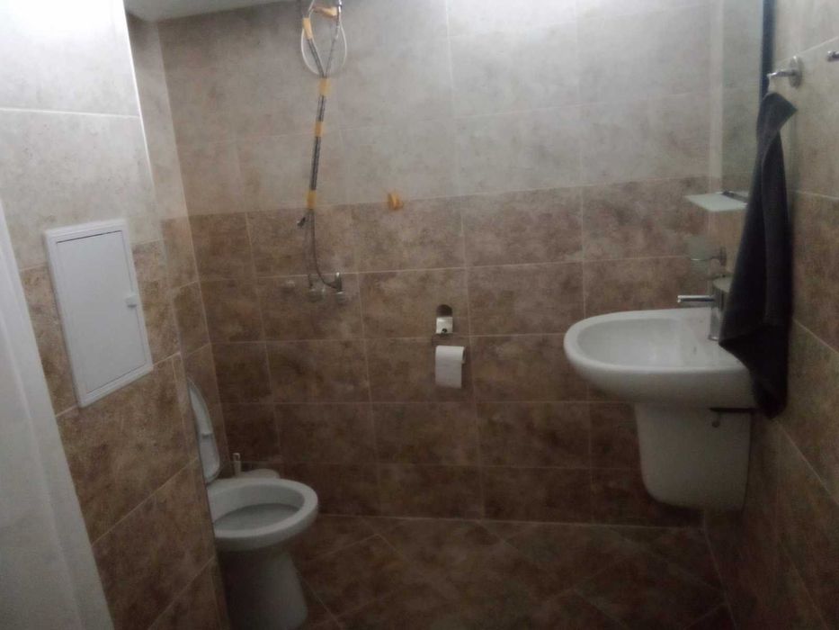 Дава се под наем Къща в Бургас, Сарафово - 200 кв.м за 1000 € - Снимка #7