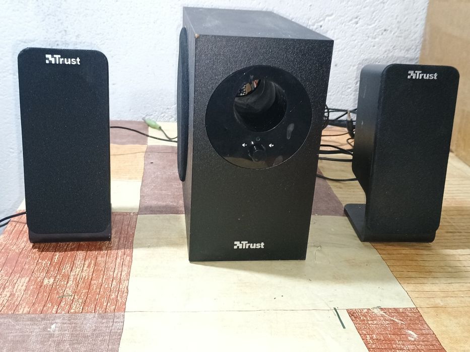 Sistem  audio Trust  2.1