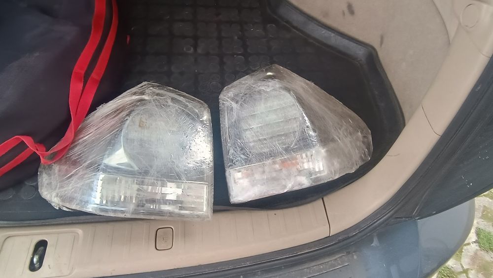 Части Lexus 400h - огледала, багажник, баласт, модули, стопове, врати