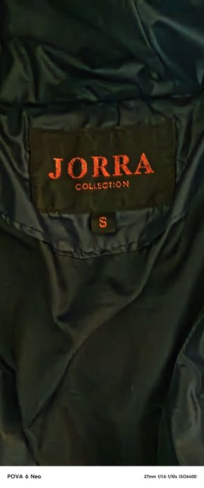 Продам куртку в хорошем состоянии.