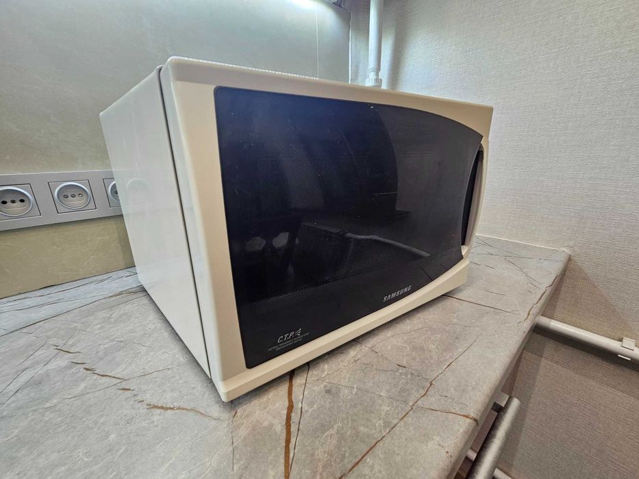 Продам микроволновку