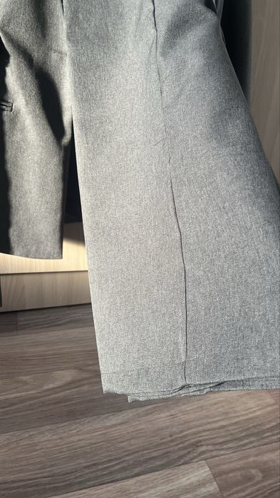 Продам кастюм новый