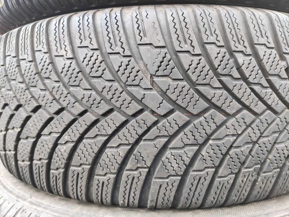 2бр Зимни гуми 215 60 16 - Firestone