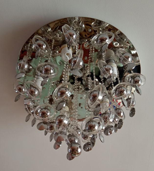 Люстры, светильники