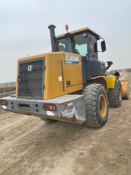 Pogruzchik pagruzchik sotiladi xcmg