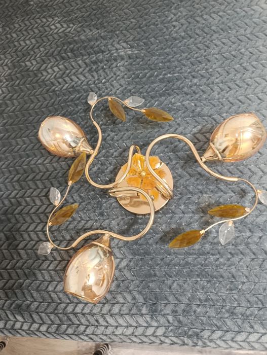 Люстра хорошего качества