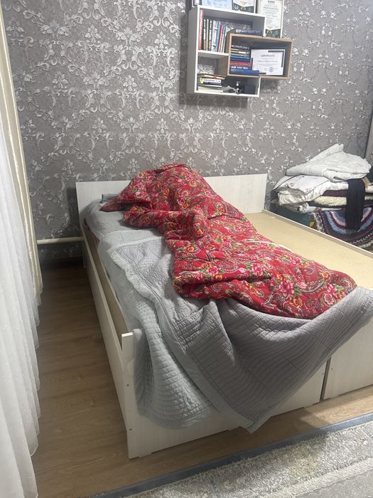 Кровать односпальный