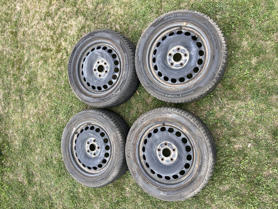 Anvelope  205/55/16 Hankook cu jante de tabla 5x112