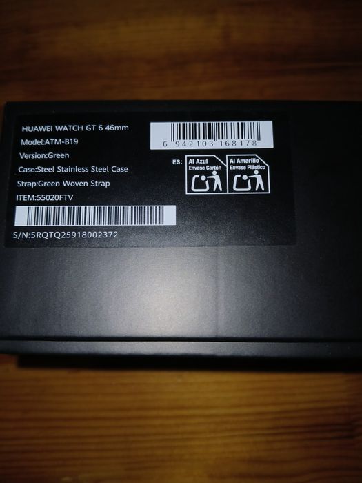 Смарт часовник чисто нов