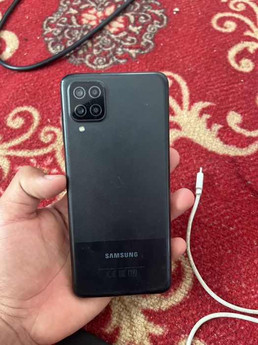 Samsung galaxy a12