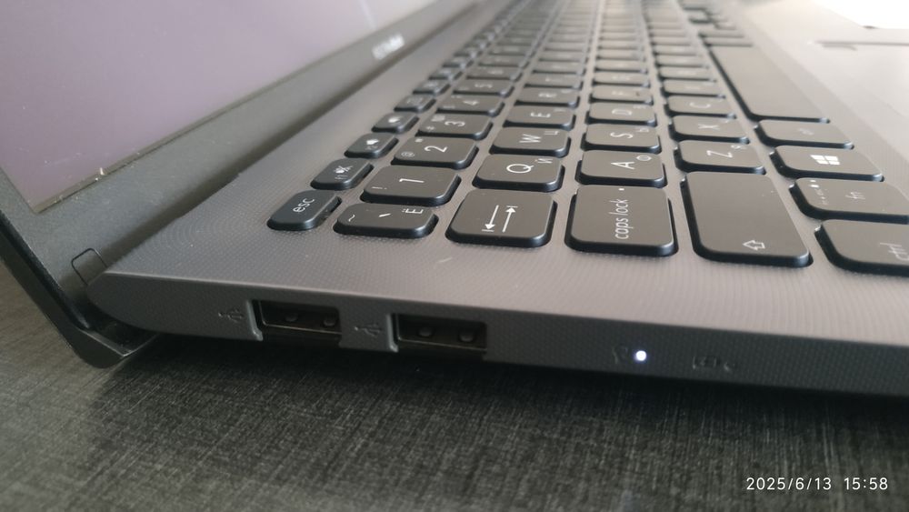 Ноутбук Asus Vivobook15