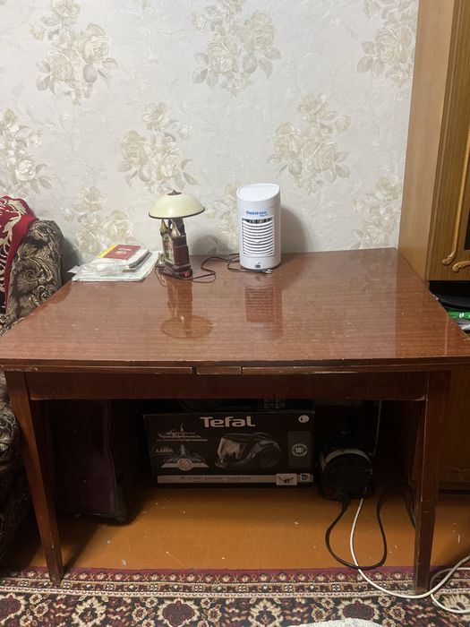 Продам стол раздвижной