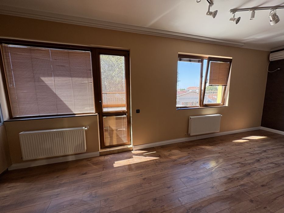 Продава се Двустаен апартамент в Русе, Възраждане - 83 кв.м за 1807 €/кв.м - Снимка #2