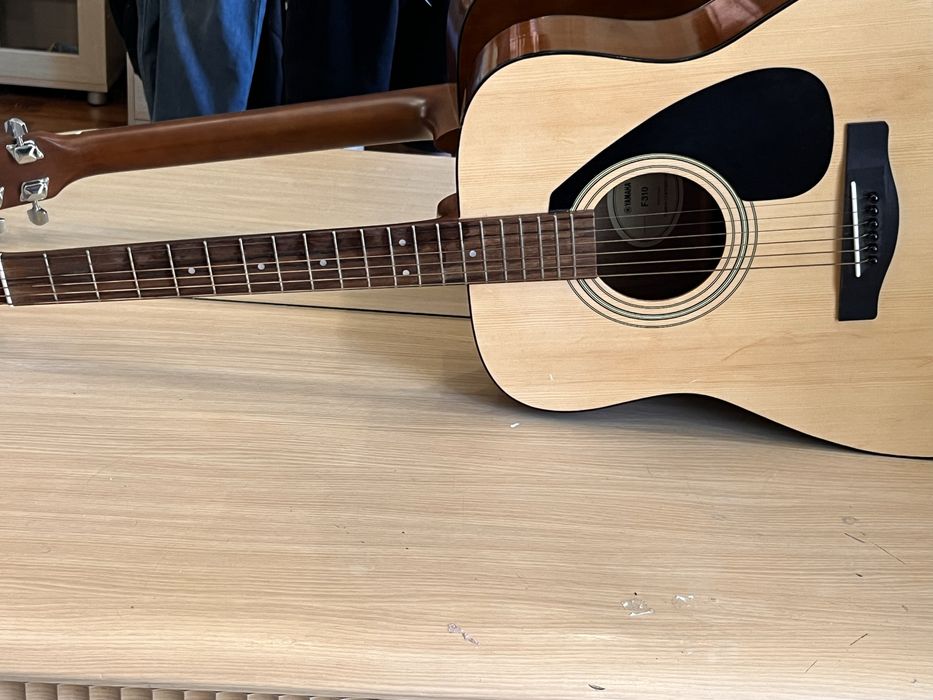Акустическая гитара Yamaha