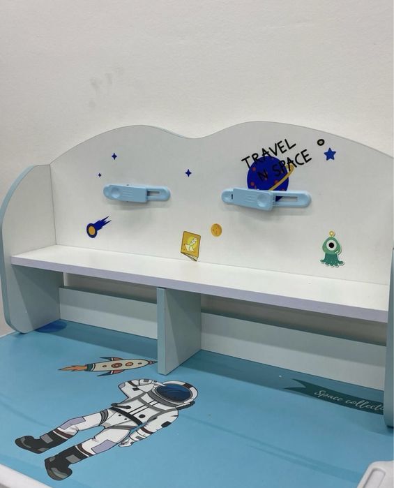 Доставка безплатная парта и стул комплект parta stul kanplekt