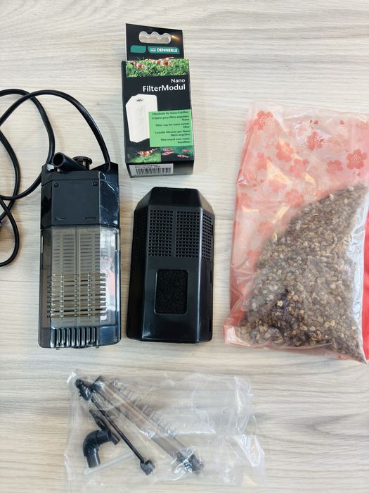 Filtru acvariu intern nano de colt Dennerle 10-40L