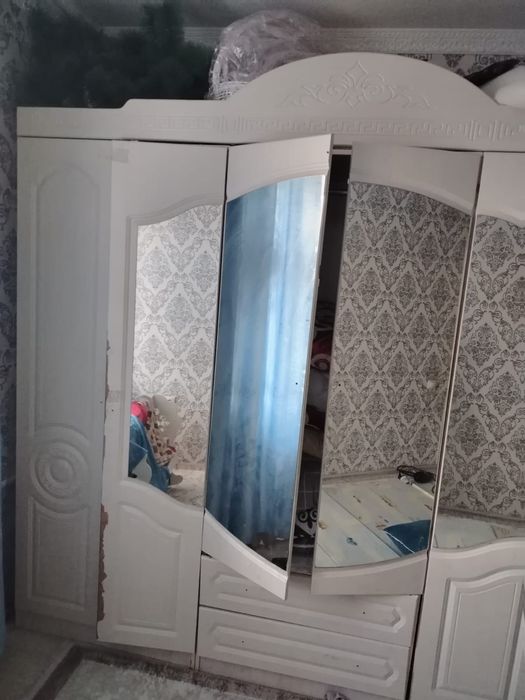 Шкаф сатылады 15000 тг