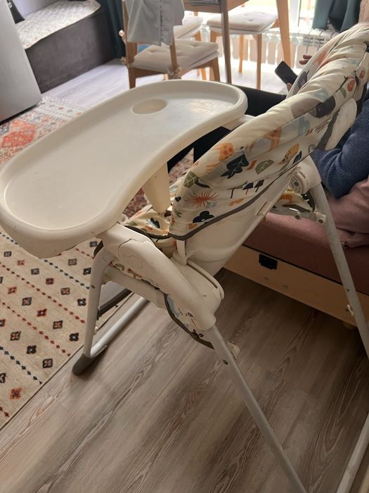 Детский стул от Joie