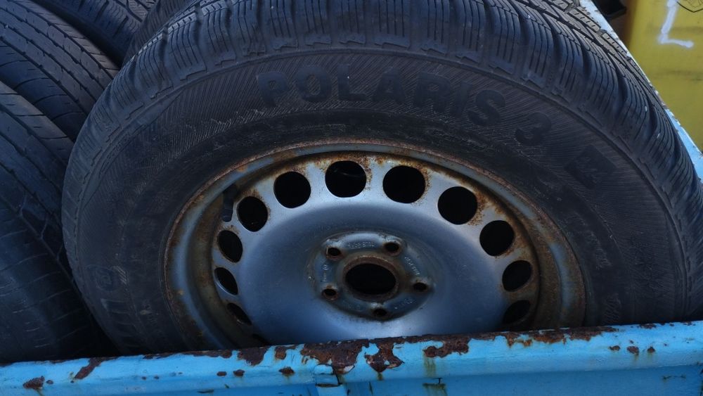 Vând jante tabla cu cauciucuri de iarna originale pentru Audi, Vw.