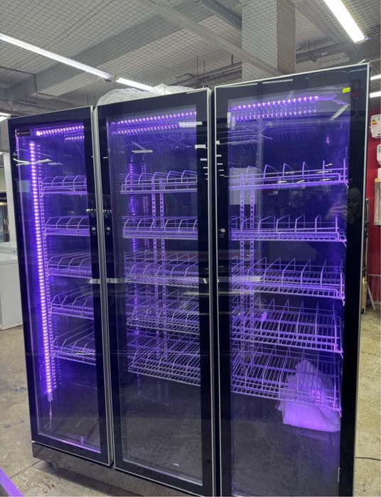 Витриный холодильник