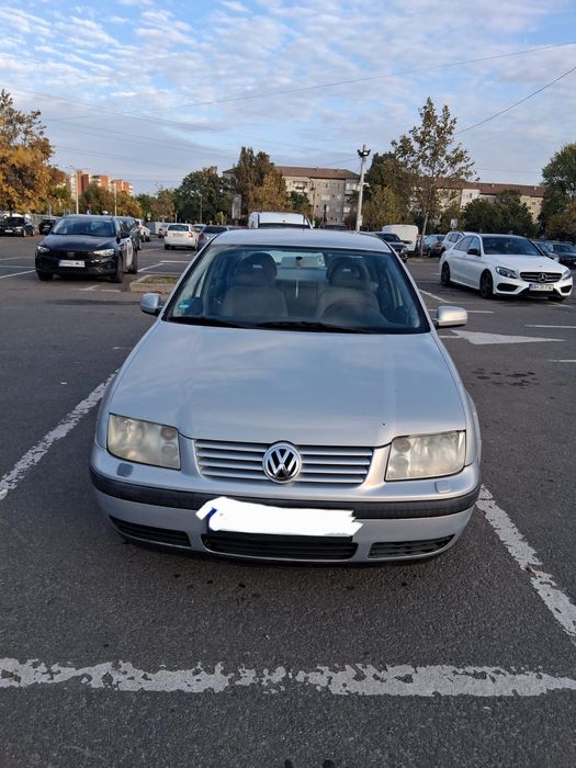 VOLKSWAGEN Bora 2000 — imagine 1
