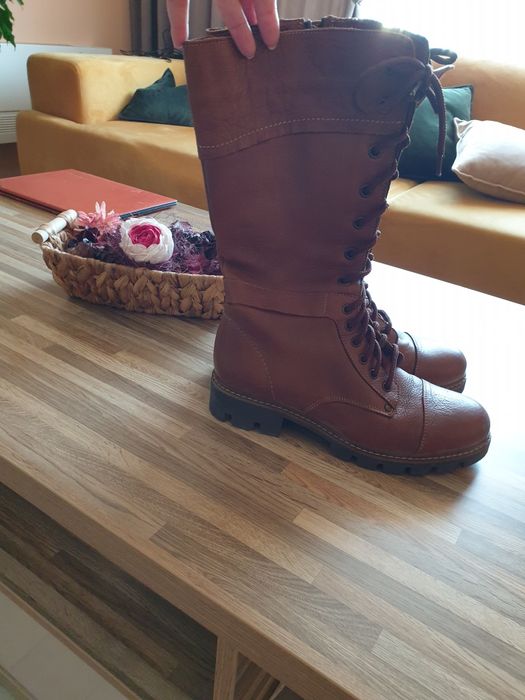 Дамски зимни ботуши от естествена кожа