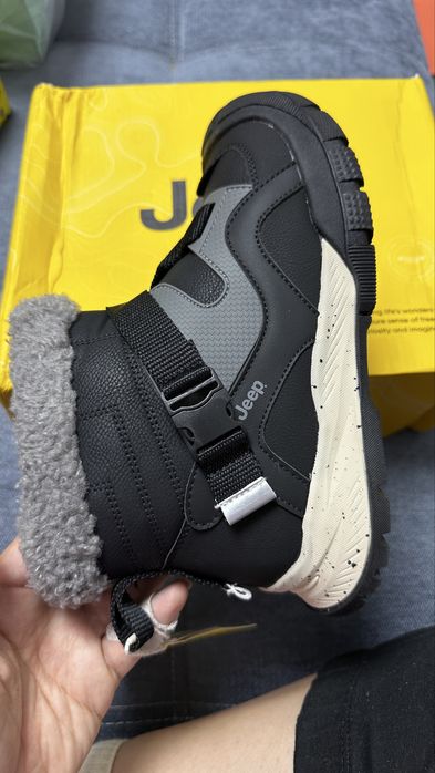 Ботинки фирмы jeep