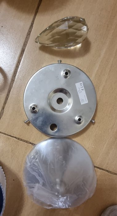 Стилен LED полилей