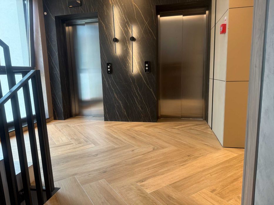 Apartament 2 camere Cosmopolit Rise Brasov, parcare subterana si boxa