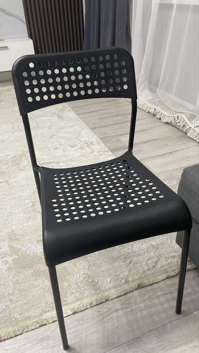 Продам стулья икеа 5шт