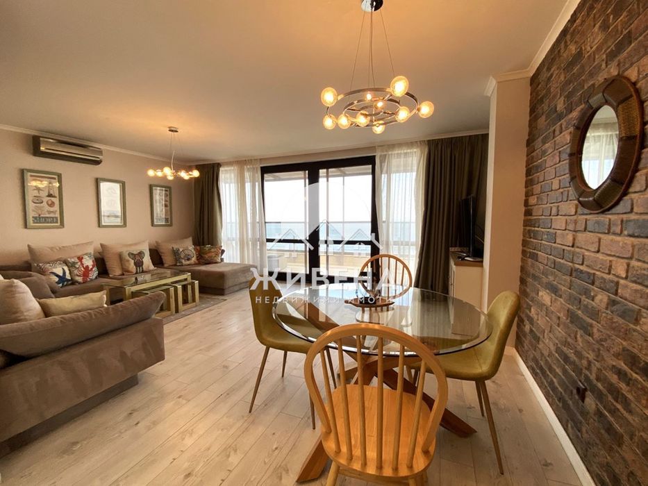 Просторен 4-стаен мезонет под наем, м-т Кабакум, морска панорама, пар