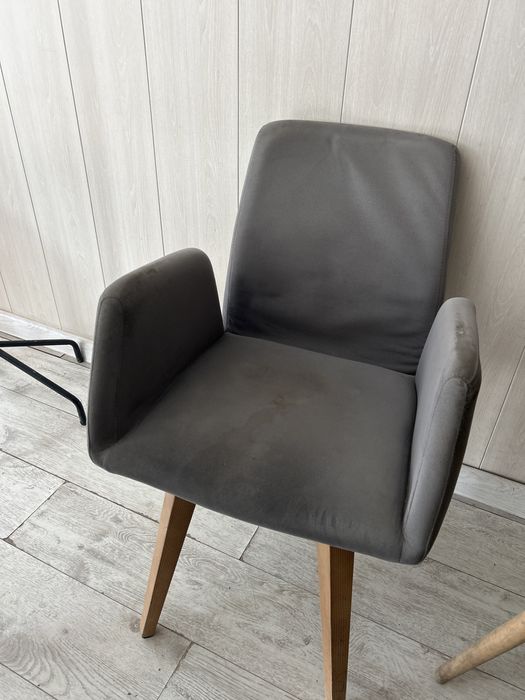 Стулья для дачи 8 штук