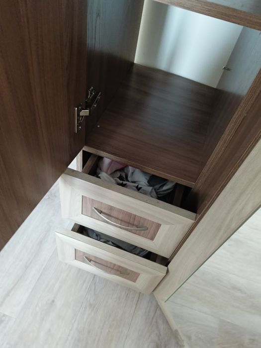 Шкаф в хорошем состоянии